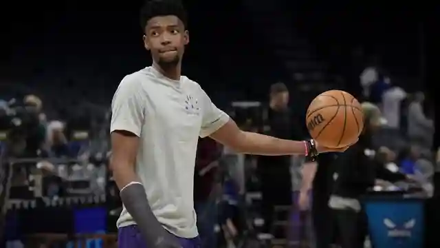nba-rebuilding-teams-bright-spots-and-future-prospects