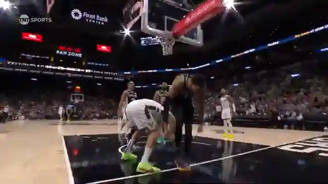 san-antonio-spurs-at-crossroads-giannis-durant-or-harper