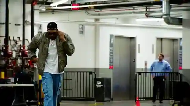 nba-playoffs-knicks-end-pistons-17-year-home-game-drought-with-brunsons-clutch-shot