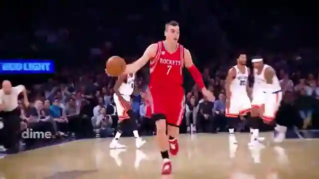 top-hilarious-nba-moments-laughter-on-the-court