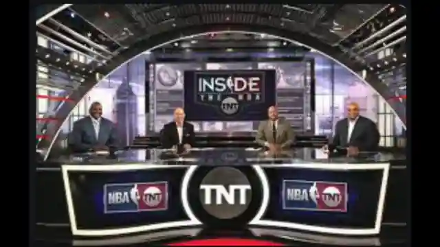 lakers-game-analysis-controversial-plays-missed-calls-and-player-tactics