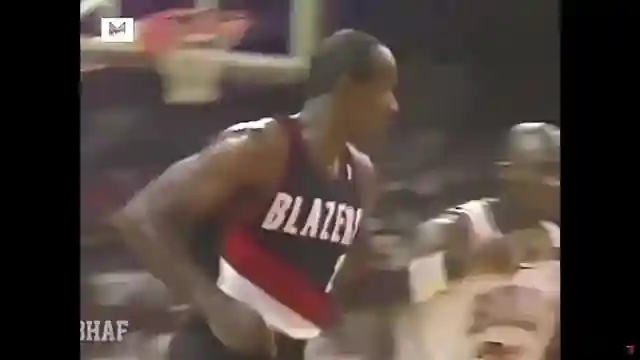 clyde-drexler-rivalry-with-michael-jordan-and-championship-glory