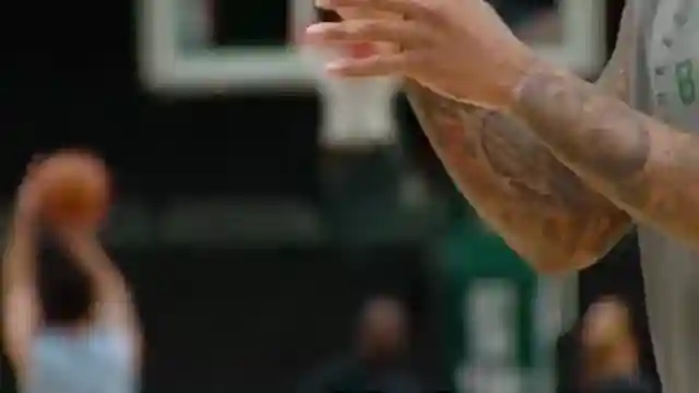 milwaukee-bucks-navigating-nba-uncertainty-with-strategic-rebuild