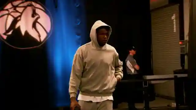 minnesota-timberwolves-triumph-over-oklahoma-city-thunder-in-western-conference-showdown